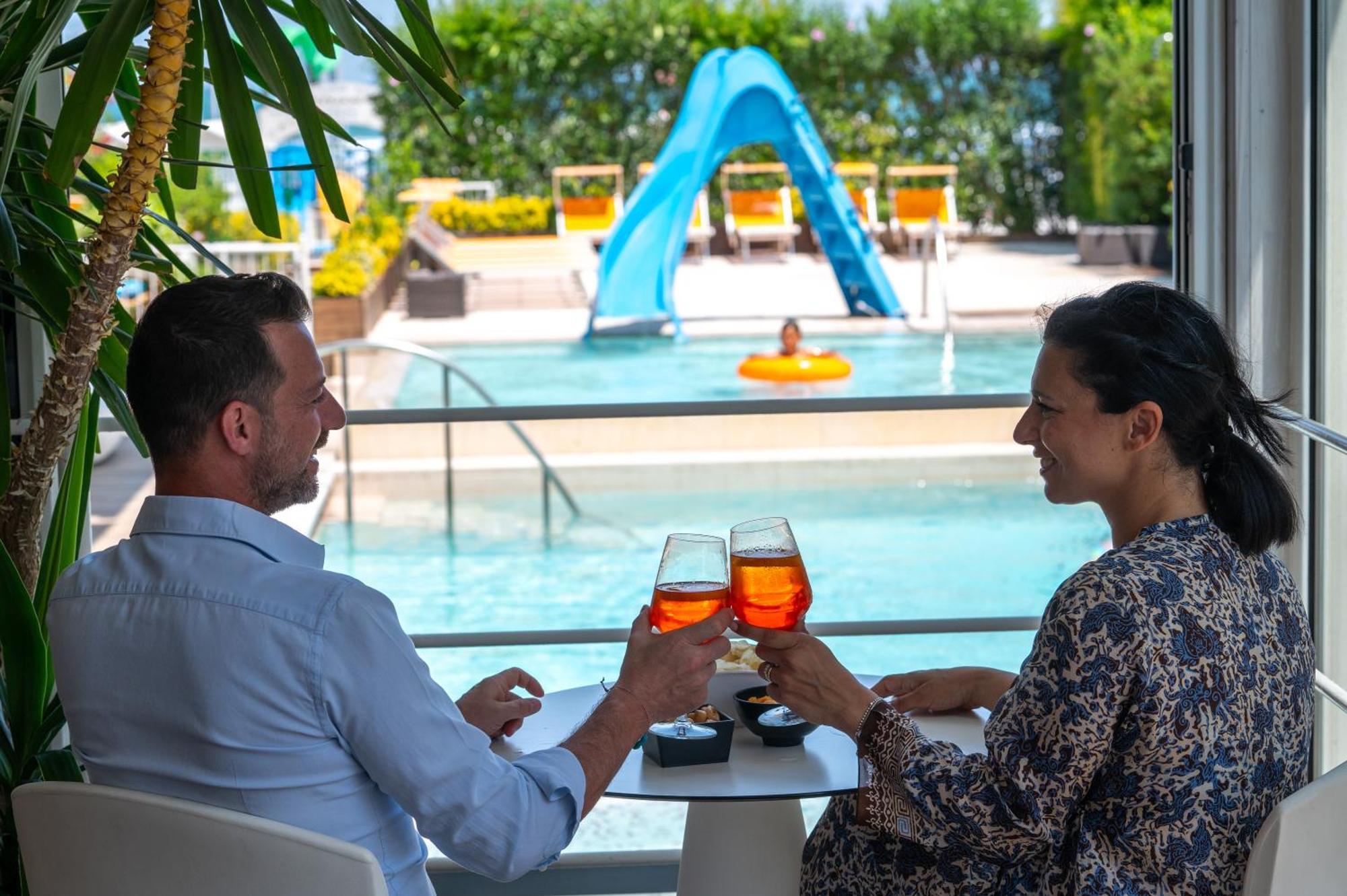 Hotel Fedora Riccione Dış mekan fotoğraf